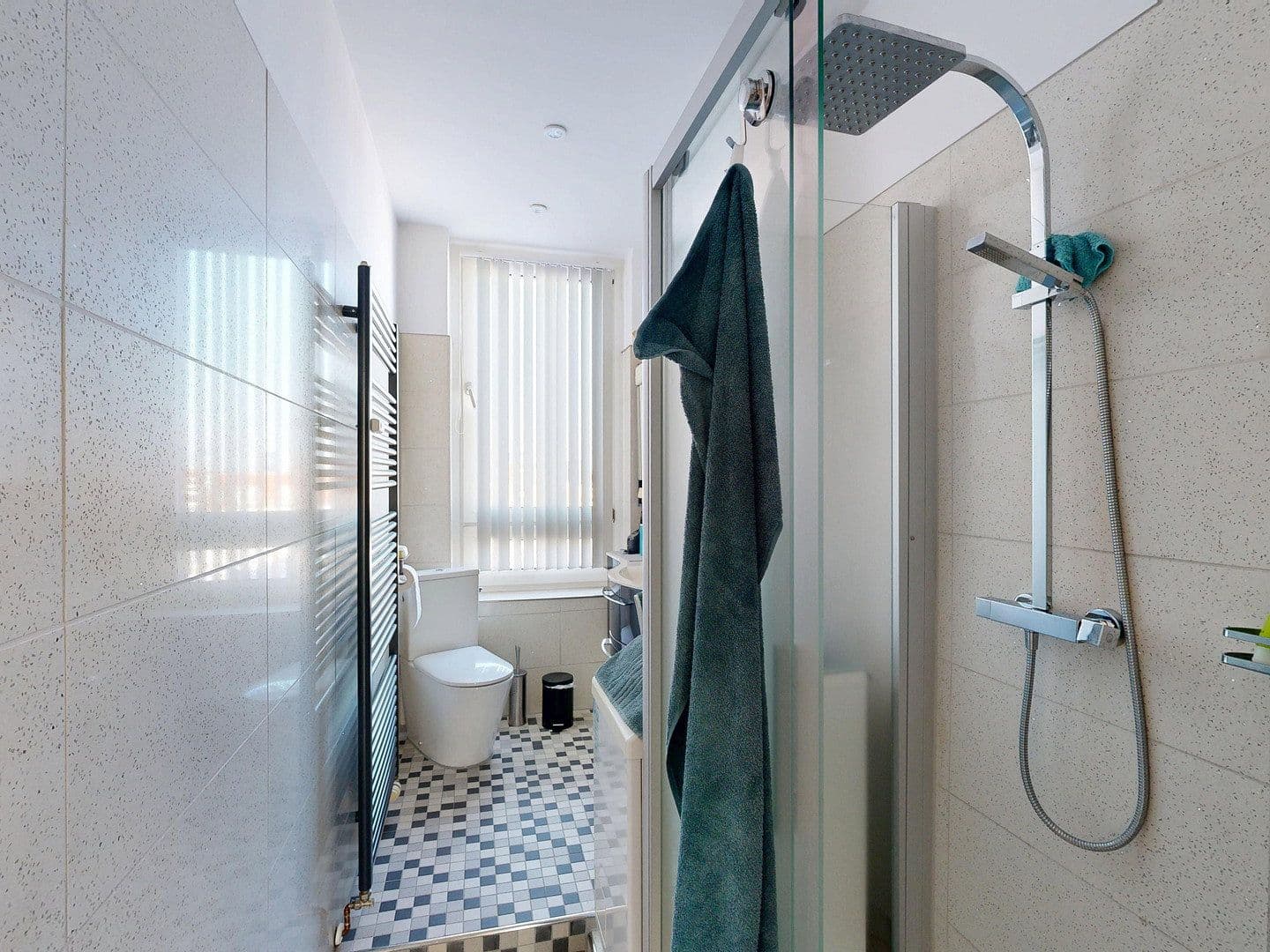 Prodej bytu 7+1 183 m², Berlin, Berlín Prodej bytu 7+1 183 m², Berlin, Berlín