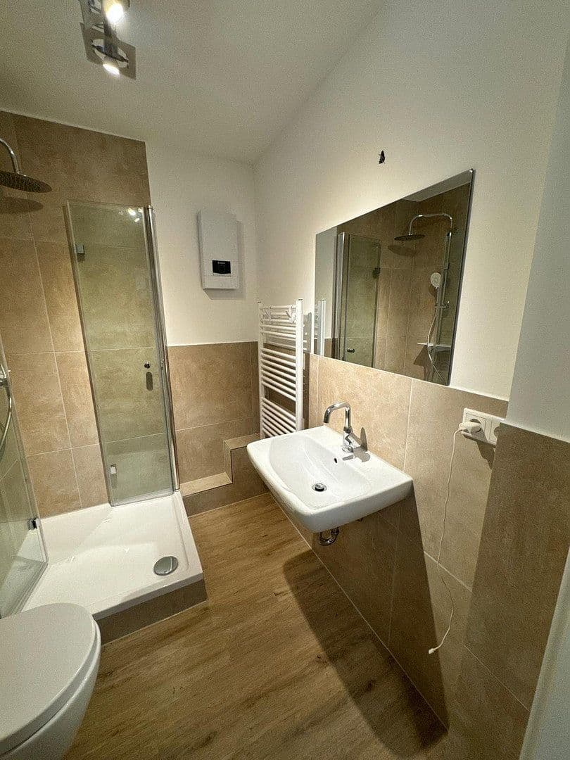 Pronájem bytu 1+1 27 m², Wuppertal, Severní Porýní-Vestfálsko Pronájem bytu 1+1 27 m², Wuppertal, Severní Porýní-Vestfálsko