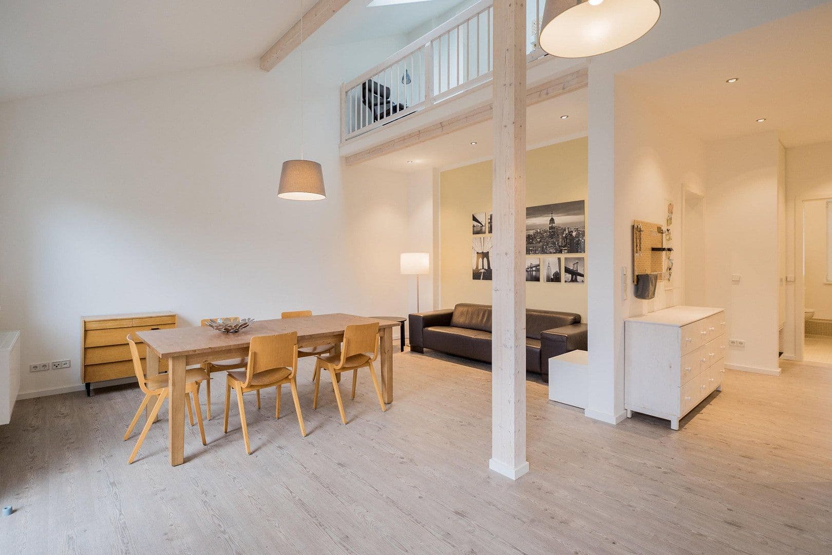 Prodej bytu 2+kk 86 m², Colbestrasse 22, Berlin Friedrichshain, Berlín Prodej bytu 2+kk 86 m², Colbestrasse 22, Berlin Friedrichshain, Berlín