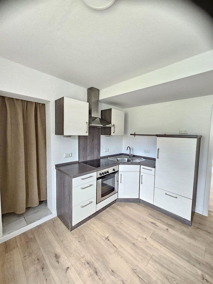 Pronájem bytu 2+kk 50 m², Gießen, Hessen Pronájem bytu 2+kk 50 m², Gießen, Hessen