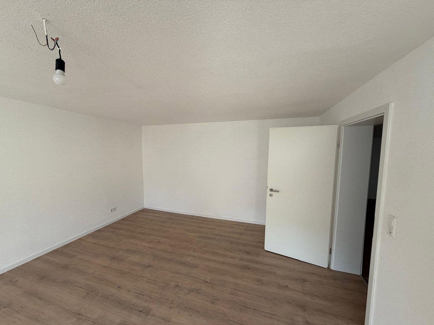 Prodej bytu 6+1 148 m², Werdenbergstr. 20, Langenau, Bádensko-Württembersko Prodej bytu 6+1 148 m², Werdenbergstr. 20, Langenau, Bádensko-Württembersko