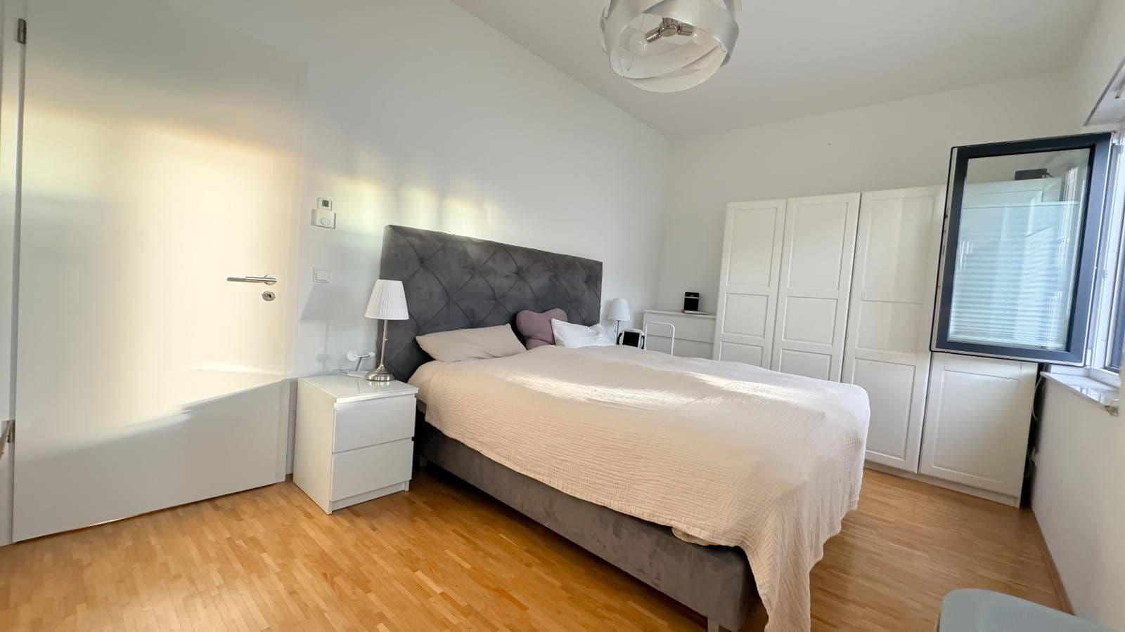 Prodej domu 145 m², pozemek 150 m², Mannheim, Bádensko-Württembersko Prodej domu 145 m², pozemek 150 m², Mannheim, Bádensko-Württembersko