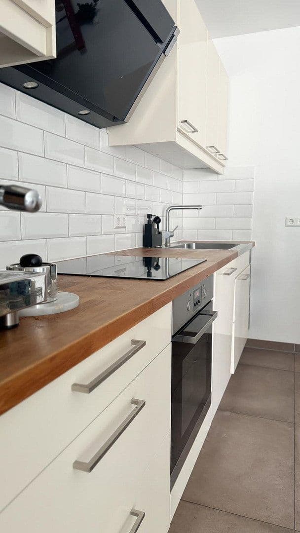Prodej domu 145 m², pozemek 150 m², Mannheim, Bádensko-Württembersko Prodej domu 145 m², pozemek 150 m², Mannheim, Bádensko-Württembersko