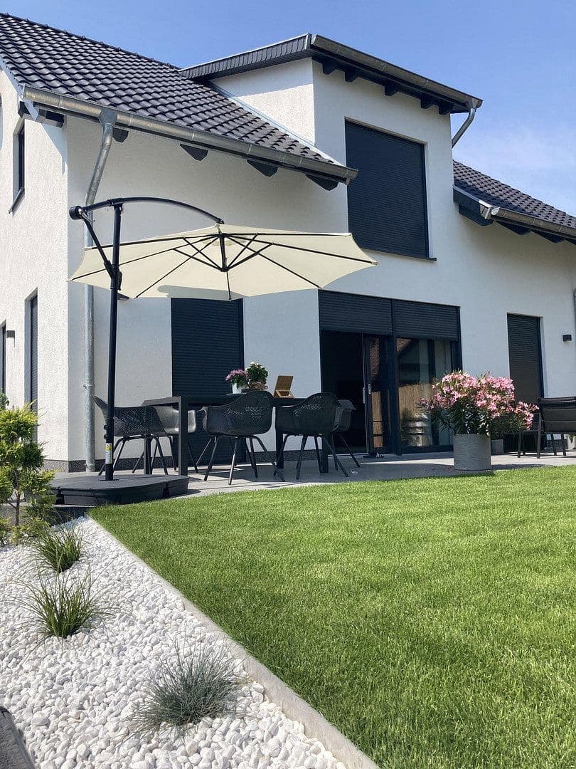 Prodej domu 155 m², pozemek 497 m², Berlin, Berlín Prodej domu 155 m², pozemek 497 m², Berlin, Berlín