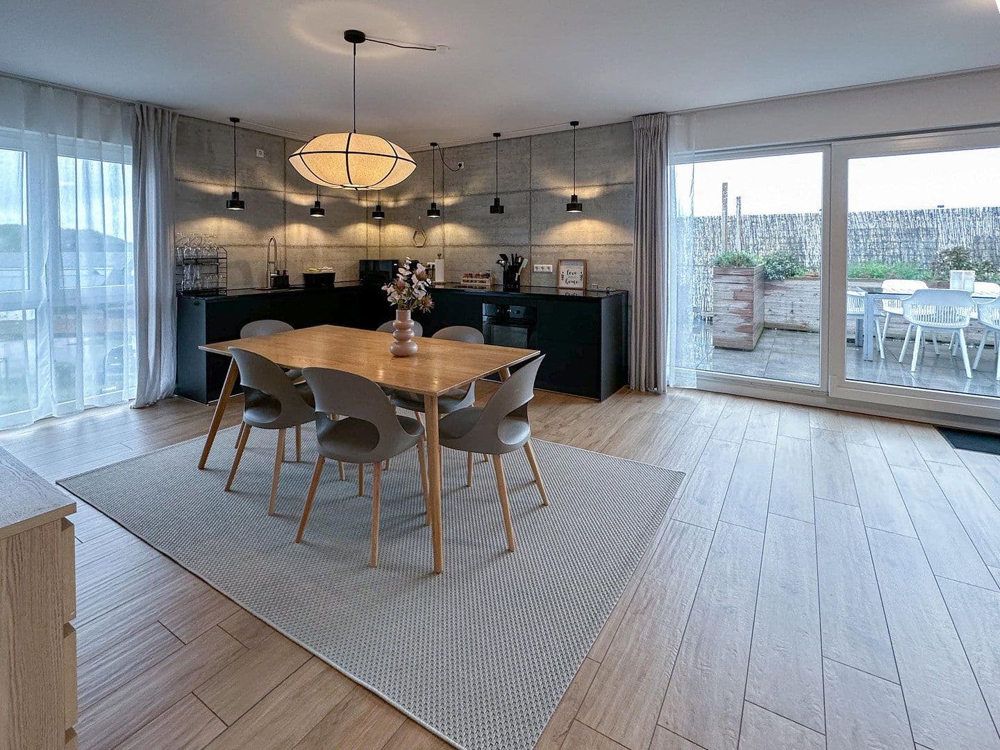 Prodej bytu 3+1 114 m², Wolfsburg, Dolní Sasko Prodej bytu 3+1 114 m², Wolfsburg, Dolní Sasko