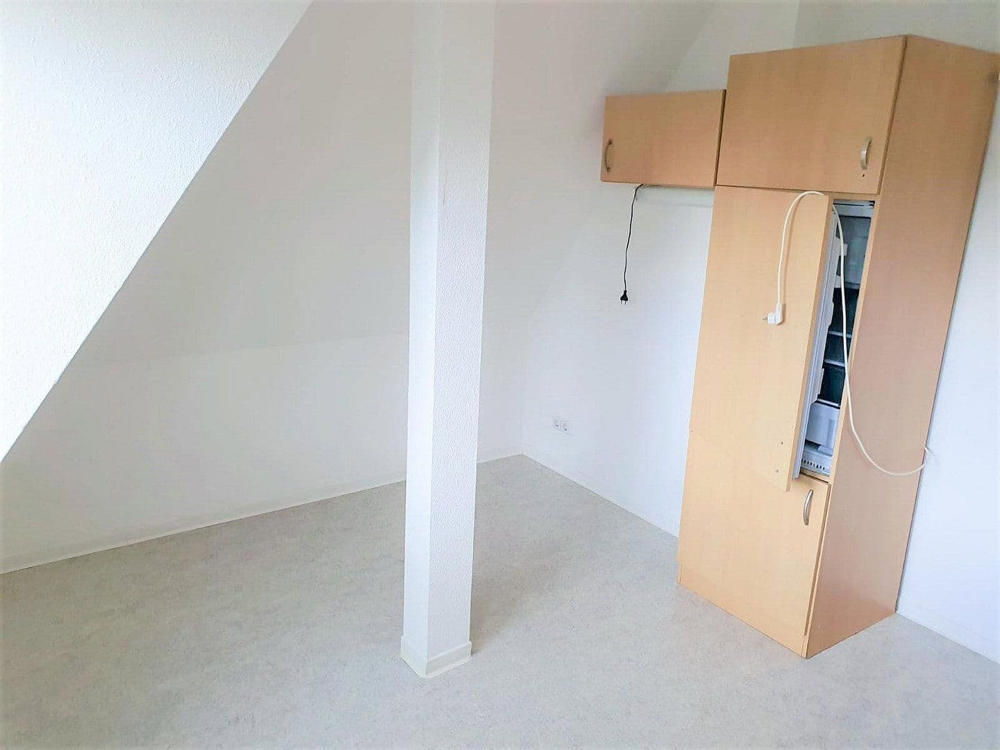 Pronájem bytu 2+1 52 m², Heinrich-Kaps-Str. 2, Leipzig, Sasko Pronájem bytu 2+1 52 m², Heinrich-Kaps-Str. 2, Leipzig, Sasko