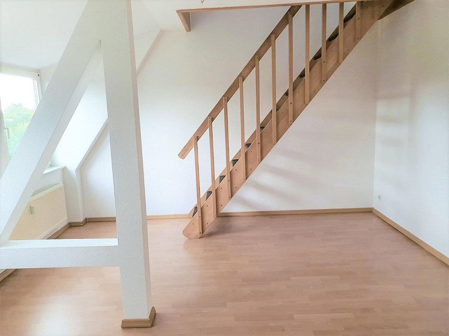 Pronájem bytu 2+1 52 m², Heinrich-Kaps-Str. 2, Leipzig, Sasko Pronájem bytu 2+1 52 m², Heinrich-Kaps-Str. 2, Leipzig, Sasko