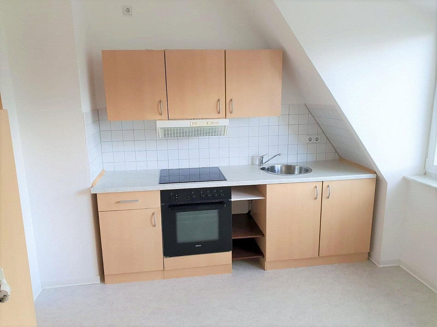 Pronájem bytu 2+1 52 m², Heinrich-Kaps-Str. 2, Leipzig, Sasko Pronájem bytu 2+1 52 m², Heinrich-Kaps-Str. 2, Leipzig, Sasko