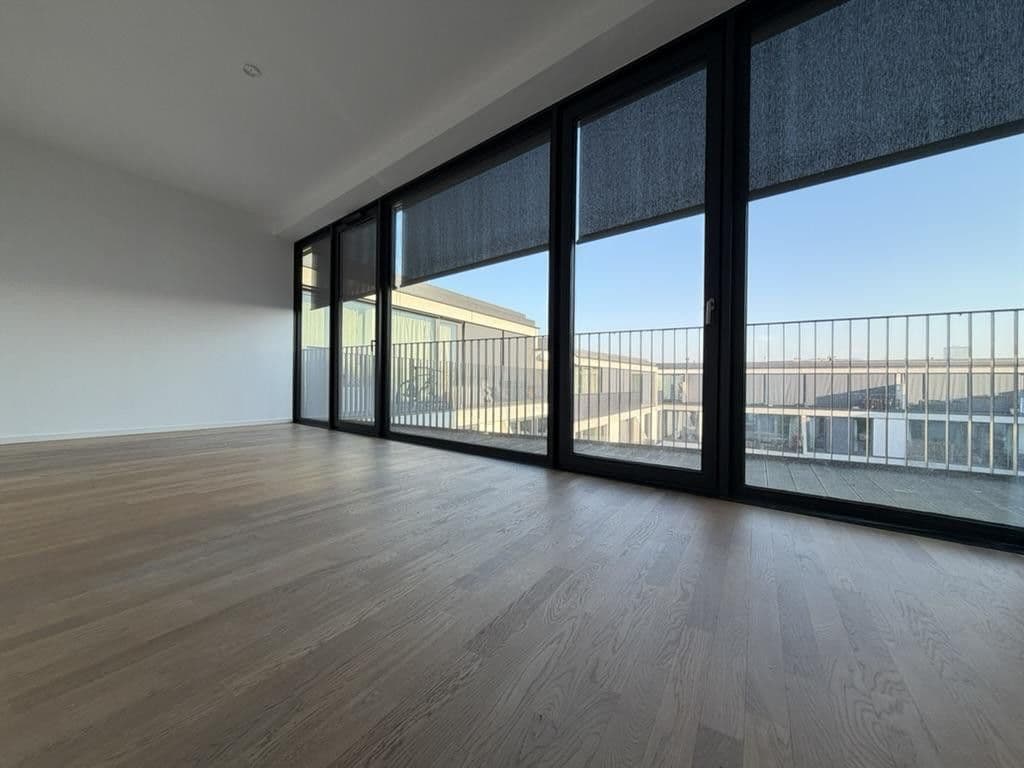Prodej bytu 3+1 110 m², Harzer Straße 109, Berlin, Berlín Prodej bytu 3+1 110 m², Harzer Straße 109, Berlin, Berlín