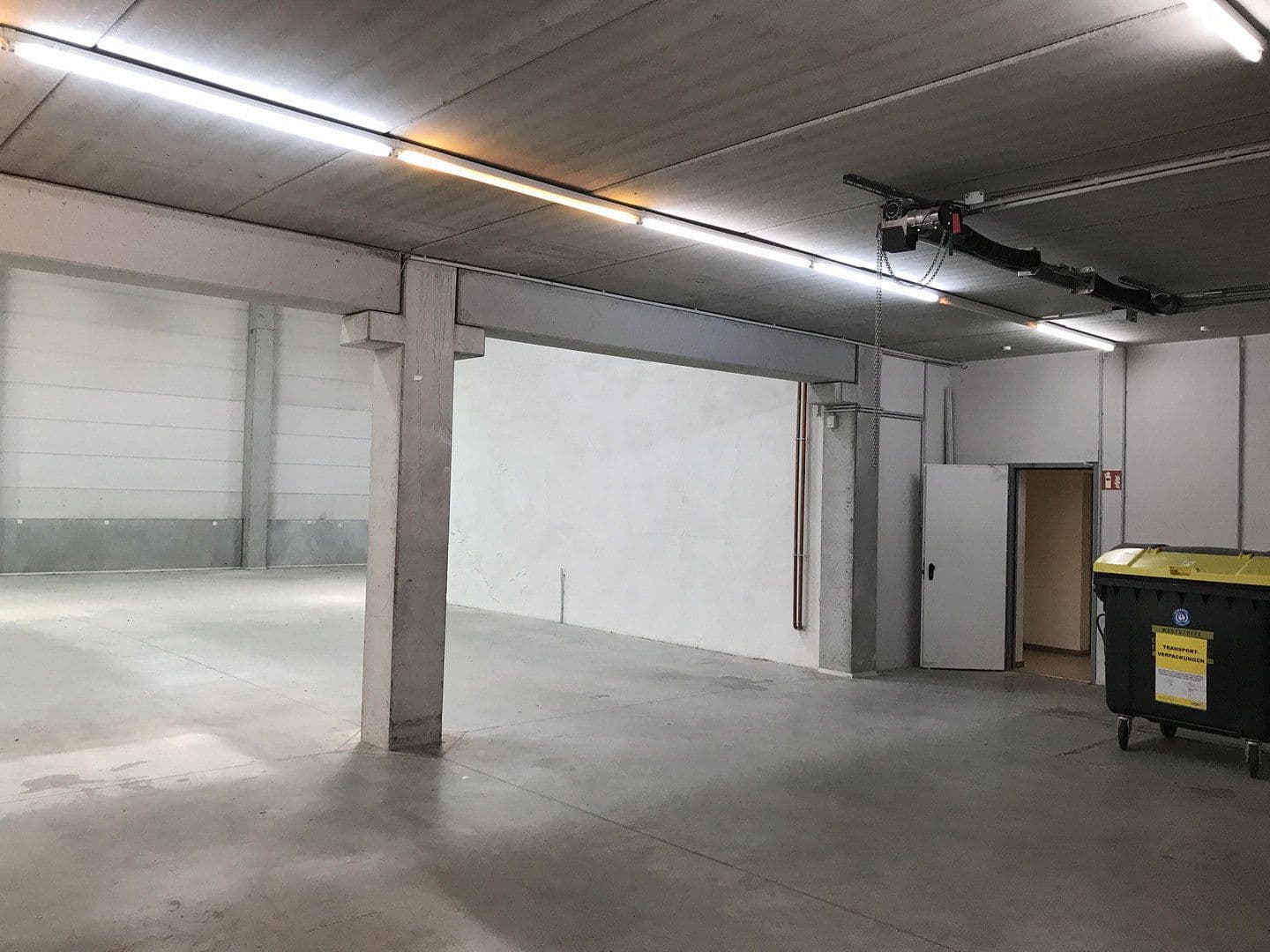 Pronájem nebytového prostoru 640 m², Hamburg, Hamburg Pronájem nebytového prostoru 640 m², Hamburg, Hamburg