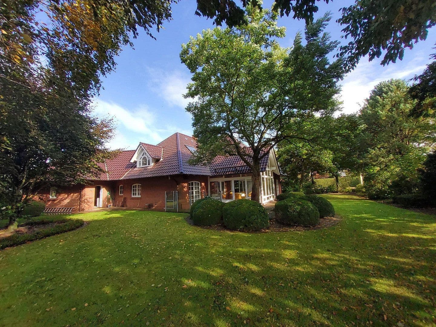 Prodej domu 264 m², pozemek 1.464 m², Wesselburen, Šlesvicko-Holštýnsko Prodej domu 264 m², pozemek 1.464 m², Wesselburen, Šlesvicko-Holštýnsko