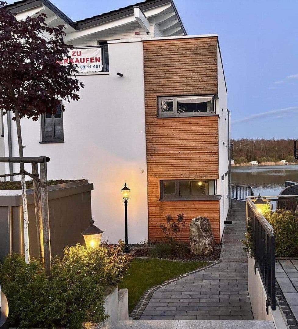 Prodej domu 153 m², pozemek 337 m², An der Lagune 123, Neukieritzsch, Sasko Prodej domu 153 m², pozemek 337 m², An der Lagune 123, Neukieritzsch, Sasko