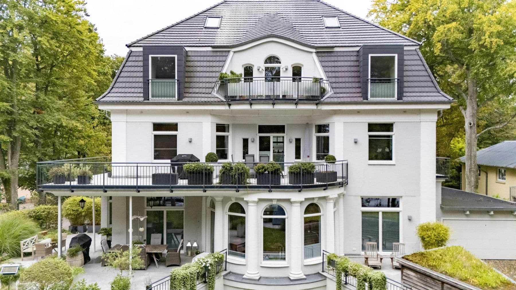 Pronájem bytu 3+kk 110 m², Wilhelminenstr. 14, Glücksburg, Šlesvicko-Holštýnsko Pronájem bytu 3+kk 110 m², Wilhelminenstr. 14, Glücksburg, Šlesvicko-Holštýnsko