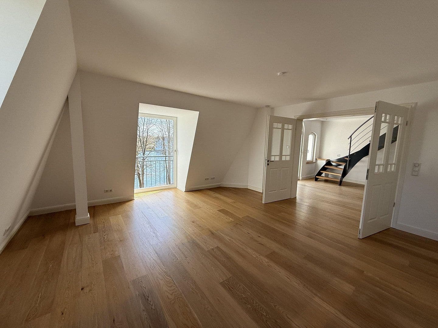 Pronájem bytu 3+kk 110 m², Wilhelminenstr. 14, Glücksburg, Šlesvicko-Holštýnsko Pronájem bytu 3+kk 110 m², Wilhelminenstr. 14, Glücksburg, Šlesvicko-Holštýnsko