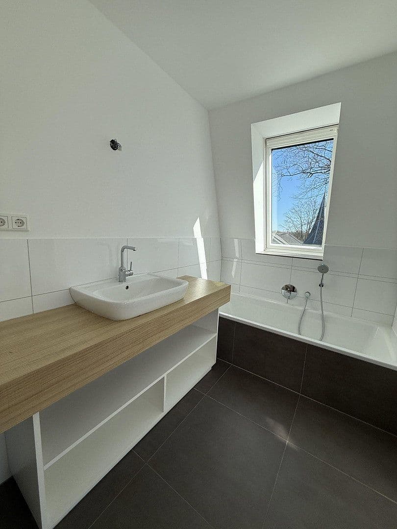 Pronájem bytu 3+kk 110 m², Wilhelminenstr. 14, Glücksburg, Šlesvicko-Holštýnsko Pronájem bytu 3+kk 110 m², Wilhelminenstr. 14, Glücksburg, Šlesvicko-Holštýnsko