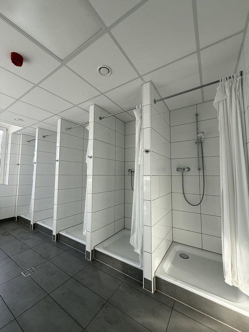 Pronájem nebytového prostoru 2.170 m², Magdeburgerstrasse 37, Gelsenkirchen, Severní Porýní-Vestfálsko Pronájem nebytového prostoru 2.170 m², Magdeburgerstrasse 37, Gelsenkirchen, Severní Porýní-Vestfálsko