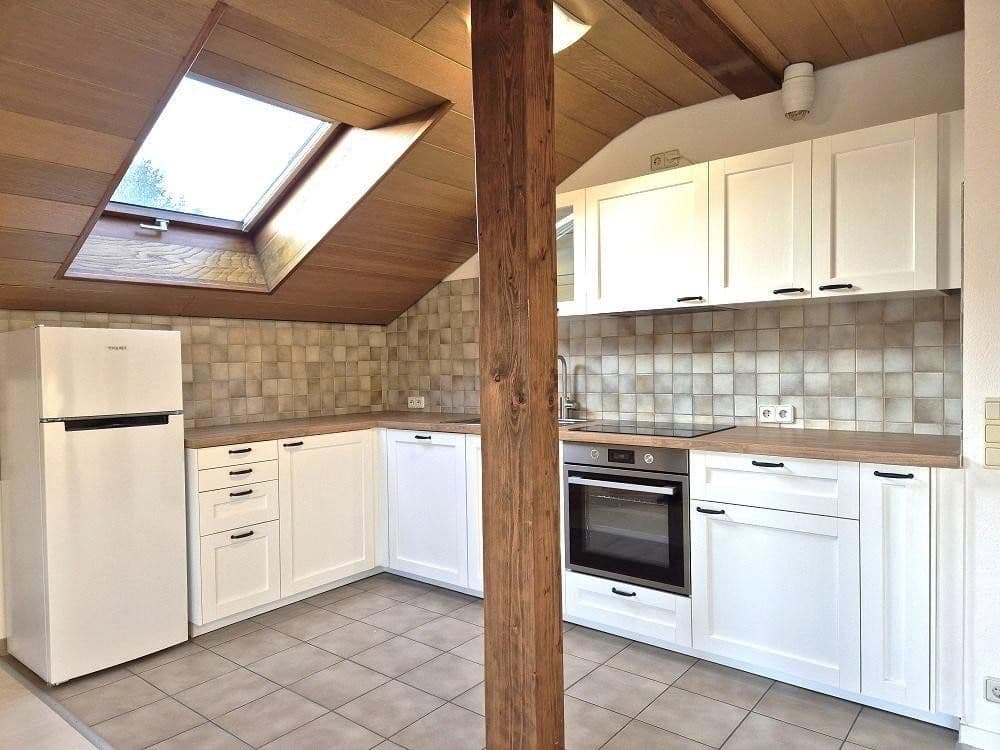 Pronájem bytu 3+1 98 m², Hünstetten, Hessen Pronájem bytu 3+1 98 m², Hünstetten, Hessen