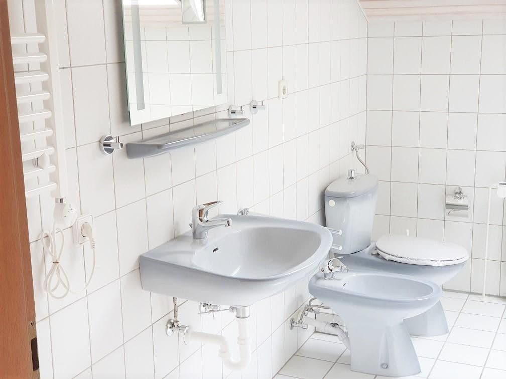 Pronájem bytu 3+1 98 m², Hünstetten, Hessen Pronájem bytu 3+1 98 m², Hünstetten, Hessen