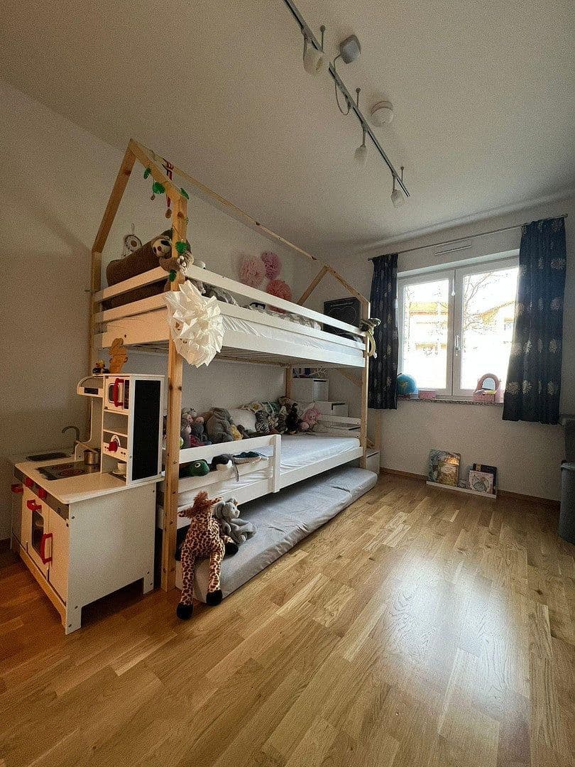 Prodej bytu 3+1 85 m², Jeschkenstraße 261, 82538 Geretsried, Bavorsko Prodej bytu 3+1 85 m², Jeschkenstraße 261, 82538 Geretsried, Bavorsko