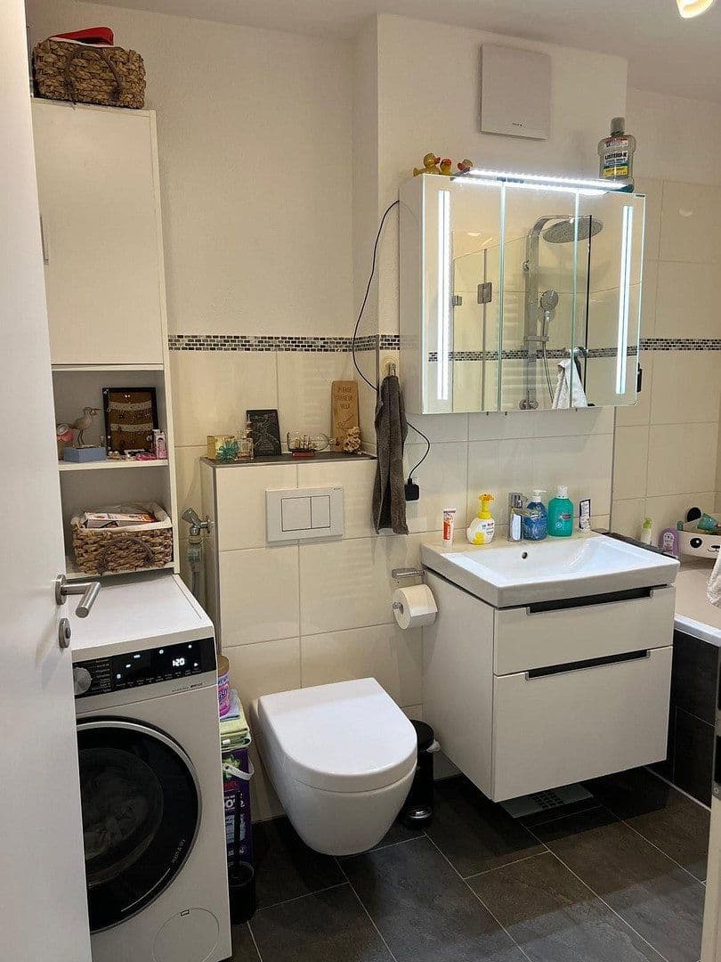 Prodej bytu 3+1 85 m², Jeschkenstraße 261, 82538 Geretsried, Bavorsko Prodej bytu 3+1 85 m², Jeschkenstraße 261, 82538 Geretsried, Bavorsko