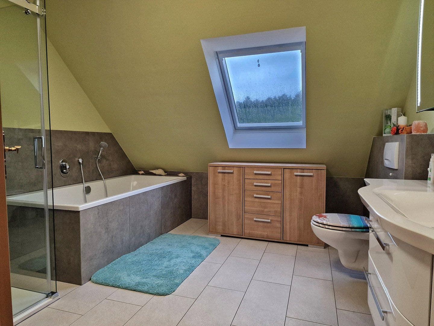 Prodej domu 220 m², pozemek 2.235 m², Garz, Mecklenburg-Vorpommern Prodej domu 220 m², pozemek 2.235 m², Garz, Mecklenburg-Vorpommern