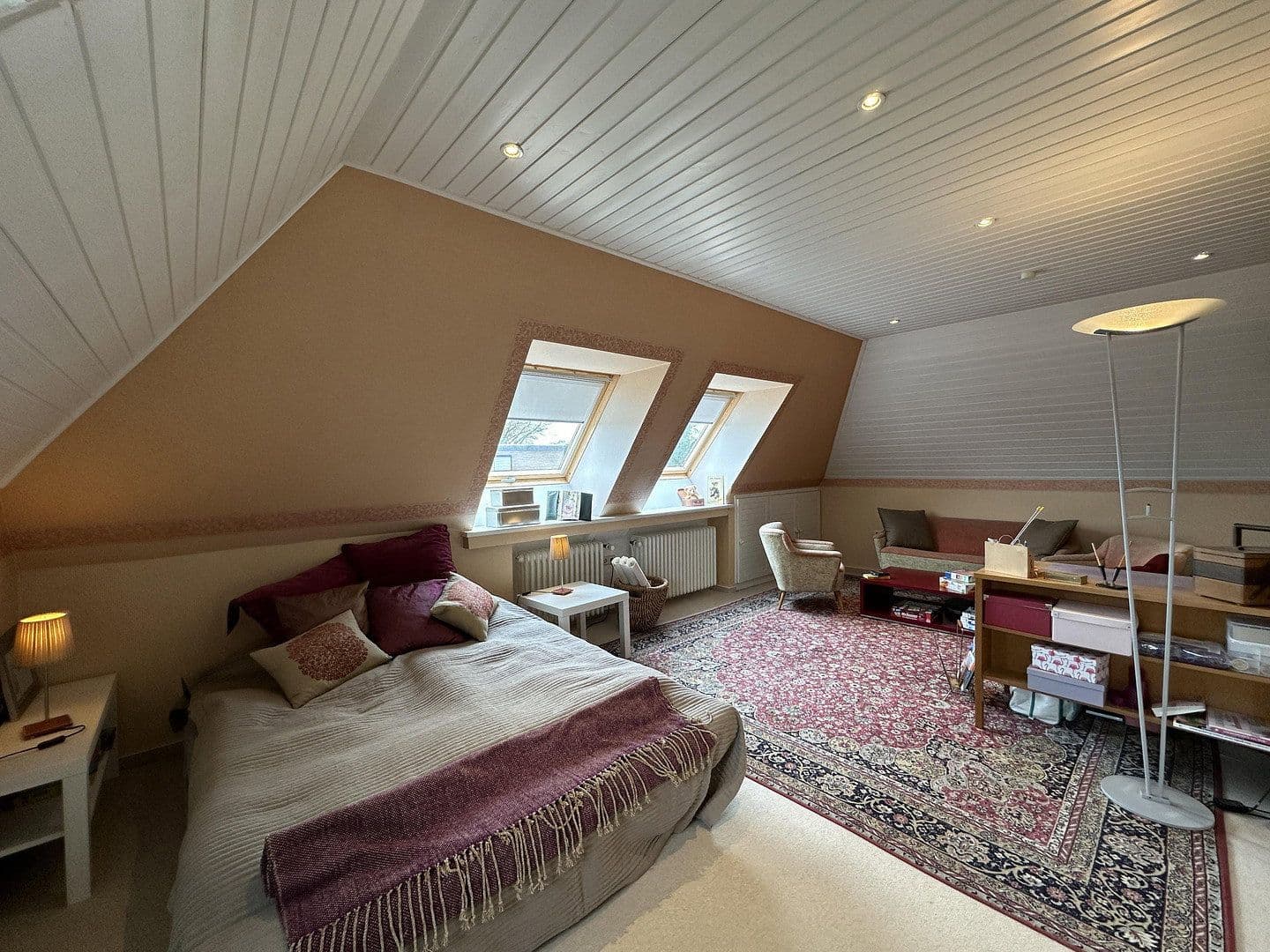 Prodej domu 300 m², pozemek 984 m², Bad Zwischenahn, Dolní Sasko Prodej domu 300 m², pozemek 984 m², Bad Zwischenahn, Dolní Sasko