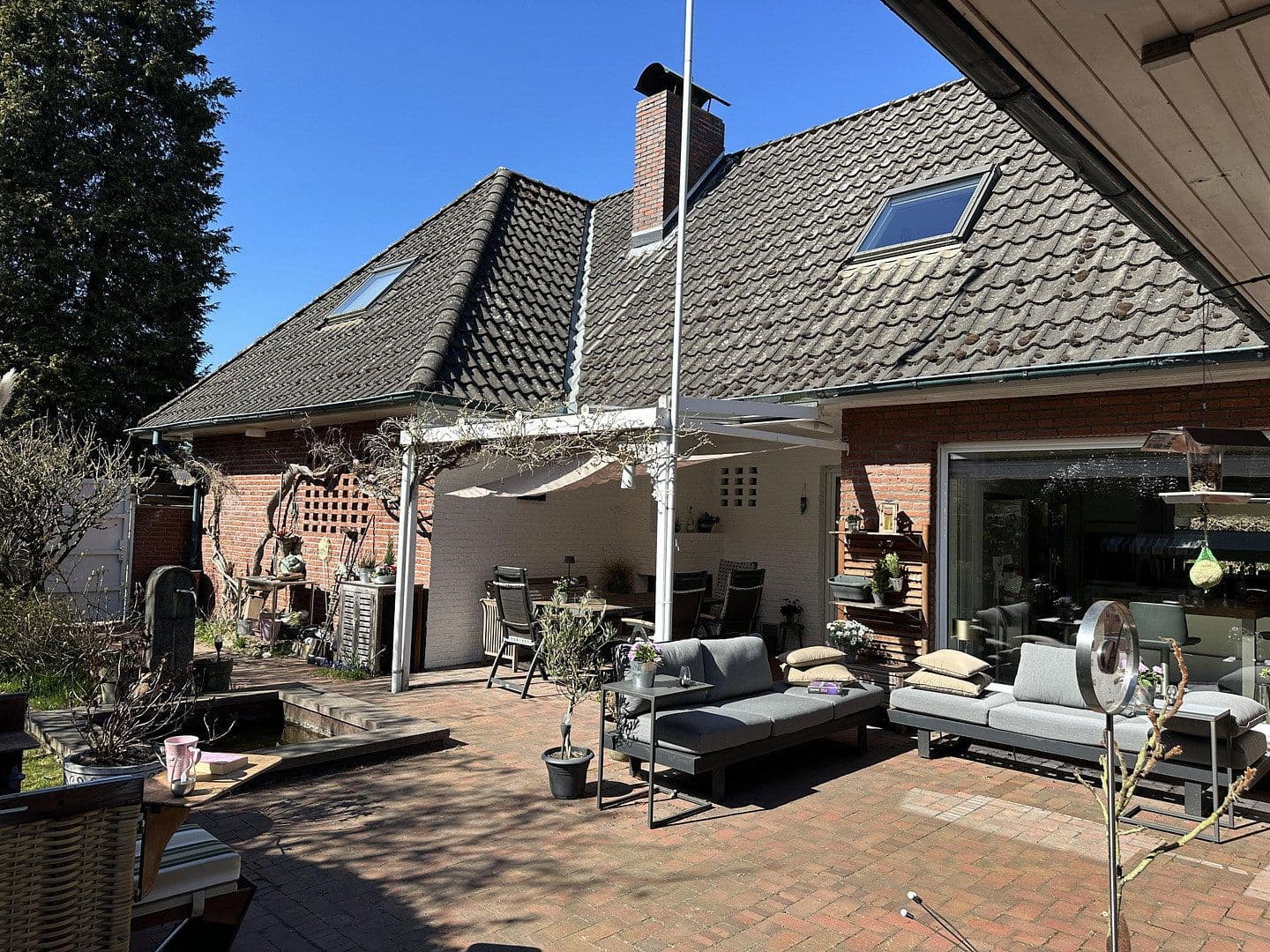 Prodej domu 300 m², pozemek 984 m², Bad Zwischenahn, Dolní Sasko Prodej domu 300 m², pozemek 984 m², Bad Zwischenahn, Dolní Sasko