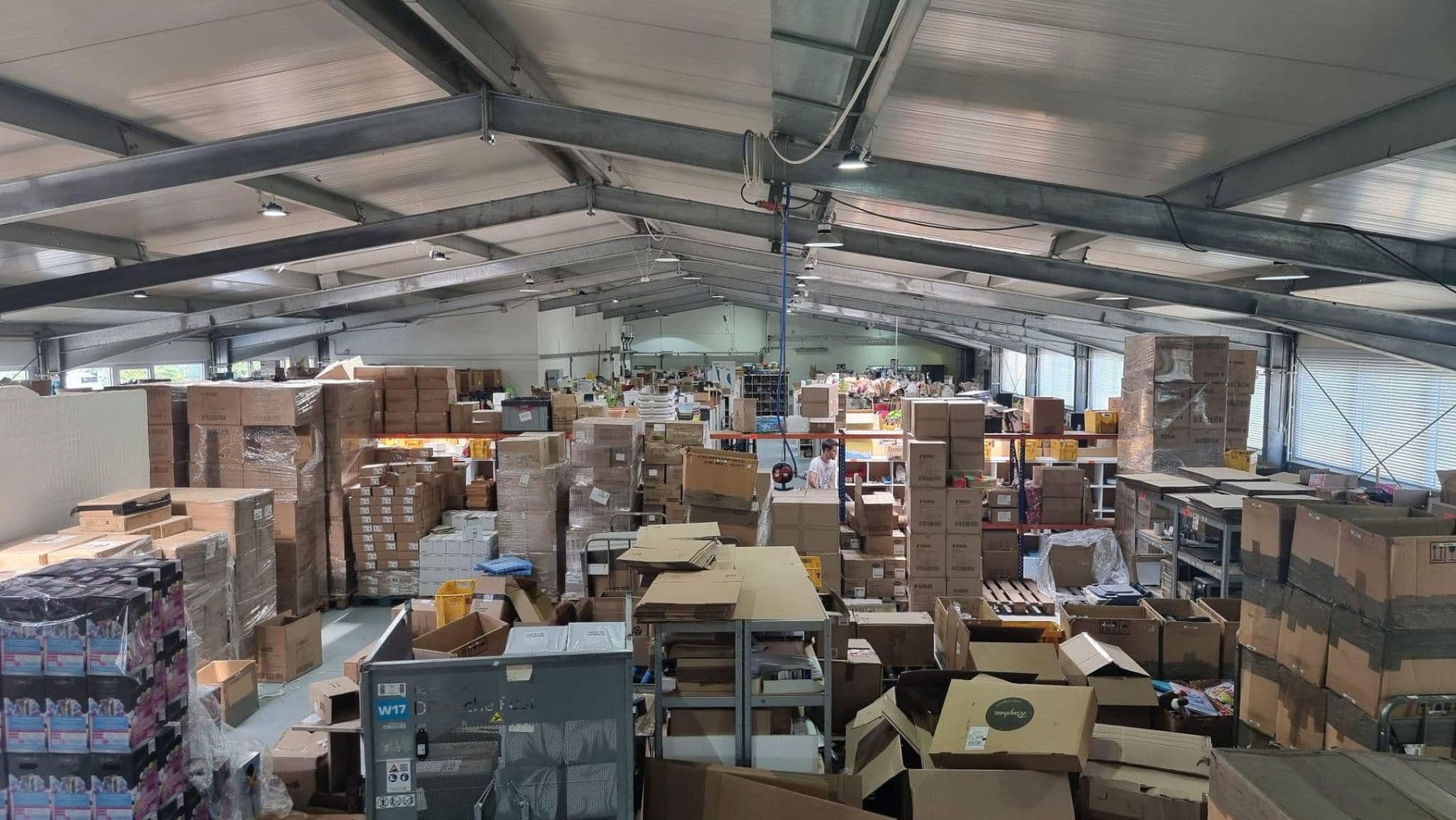 Prodej nebytového prostoru 2.800 m², Bauhofstr. 24, Lampertheim, Hessen Prodej nebytového prostoru 2.800 m², Bauhofstr. 24, Lampertheim, Hessen