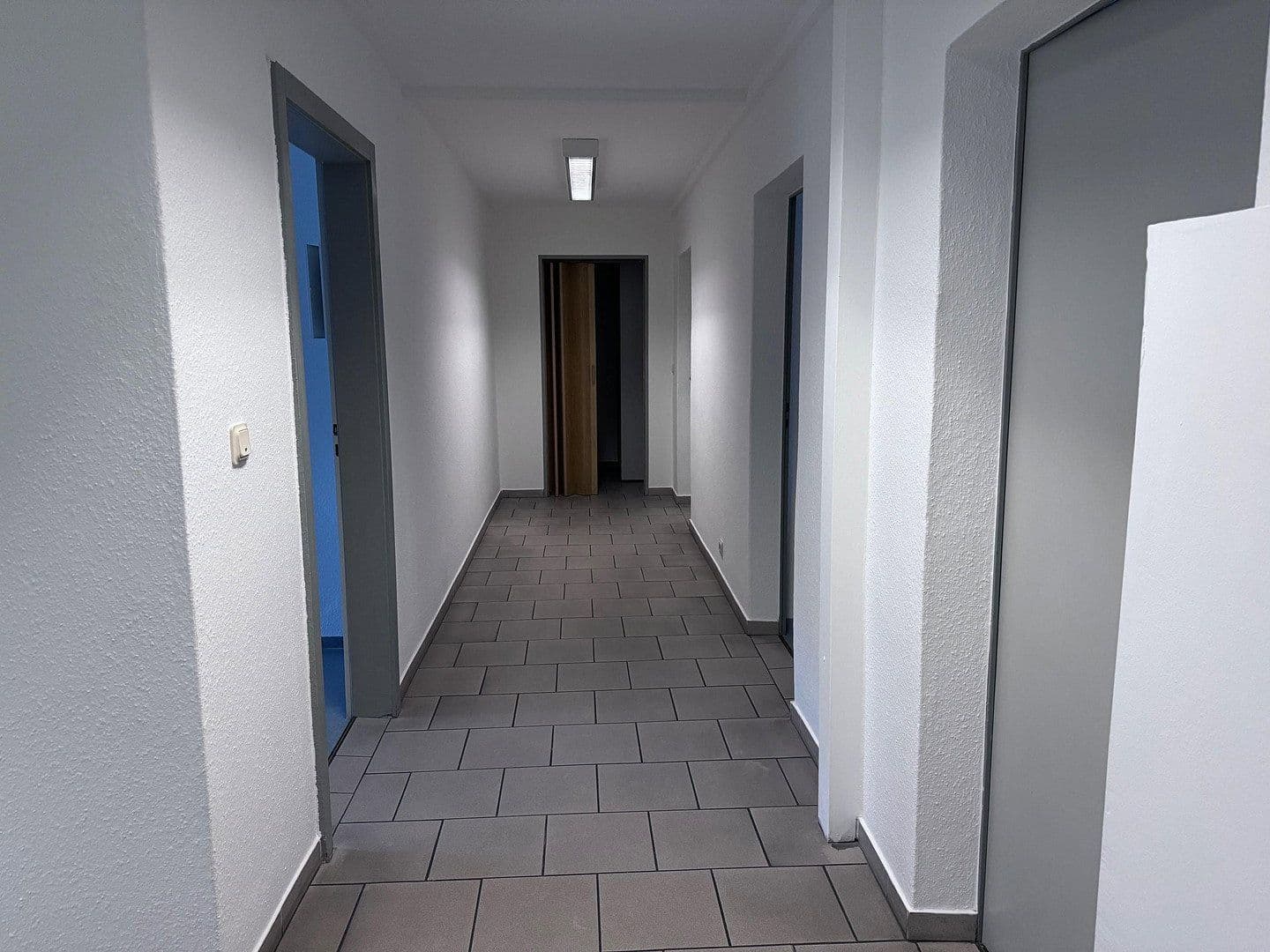 Pronájem nebytového prostoru 3.310 m², Dohna, Sasko Pronájem nebytového prostoru 3.310 m², Dohna, Sasko