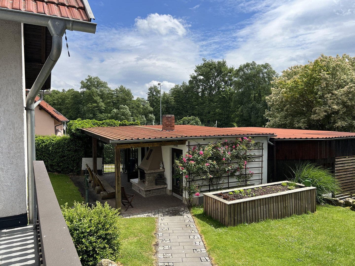 Prodej domu 585 m², pozemek 3.182 m², Rippershausen, Durynsko Prodej domu 585 m², pozemek 3.182 m², Rippershausen, Durynsko