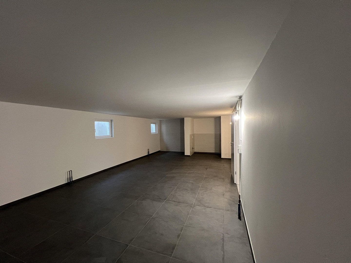 Prodej domu 200 m², pozemek 555 m², Niederkleener Strasse 27, Langgöns, Hessen Prodej domu 200 m², pozemek 555 m², Niederkleener Strasse 27, Langgöns, Hessen