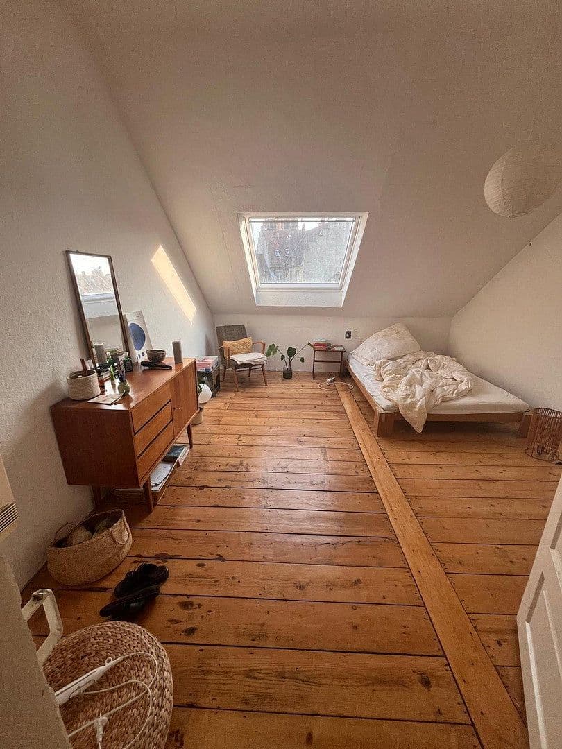 Pronájem bytu 4+1 90 m², Karlsruhe, Bádensko-Württembersko Pronájem bytu 4+1 90 m², Karlsruhe, Bádensko-Württembersko