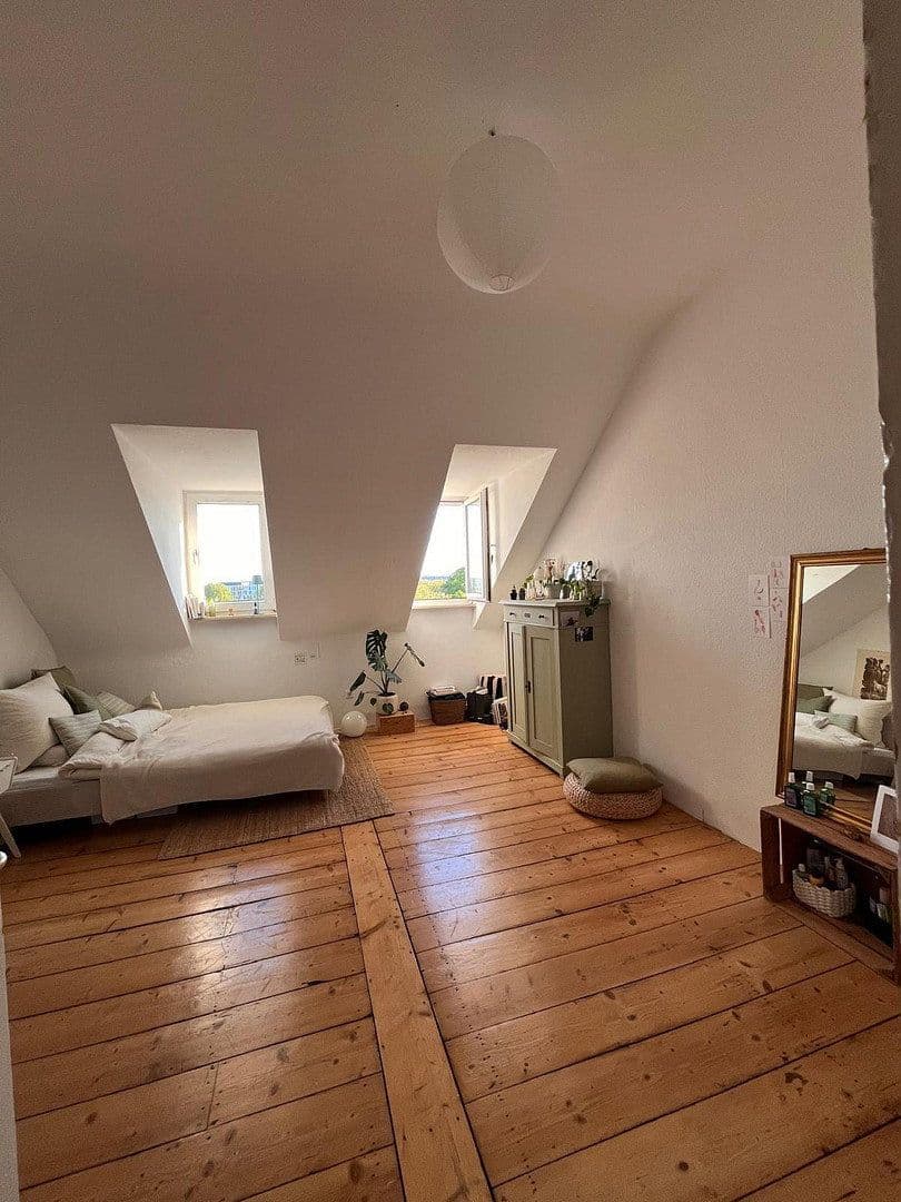 Pronájem bytu 4+1 90 m², Karlsruhe, Bádensko-Württembersko Pronájem bytu 4+1 90 m², Karlsruhe, Bádensko-Württembersko