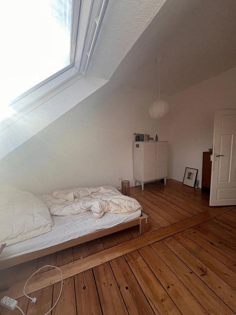 Pronájem bytu 4+1 90 m², Karlsruhe, Bádensko-Württembersko Pronájem bytu 4+1 90 m², Karlsruhe, Bádensko-Württembersko