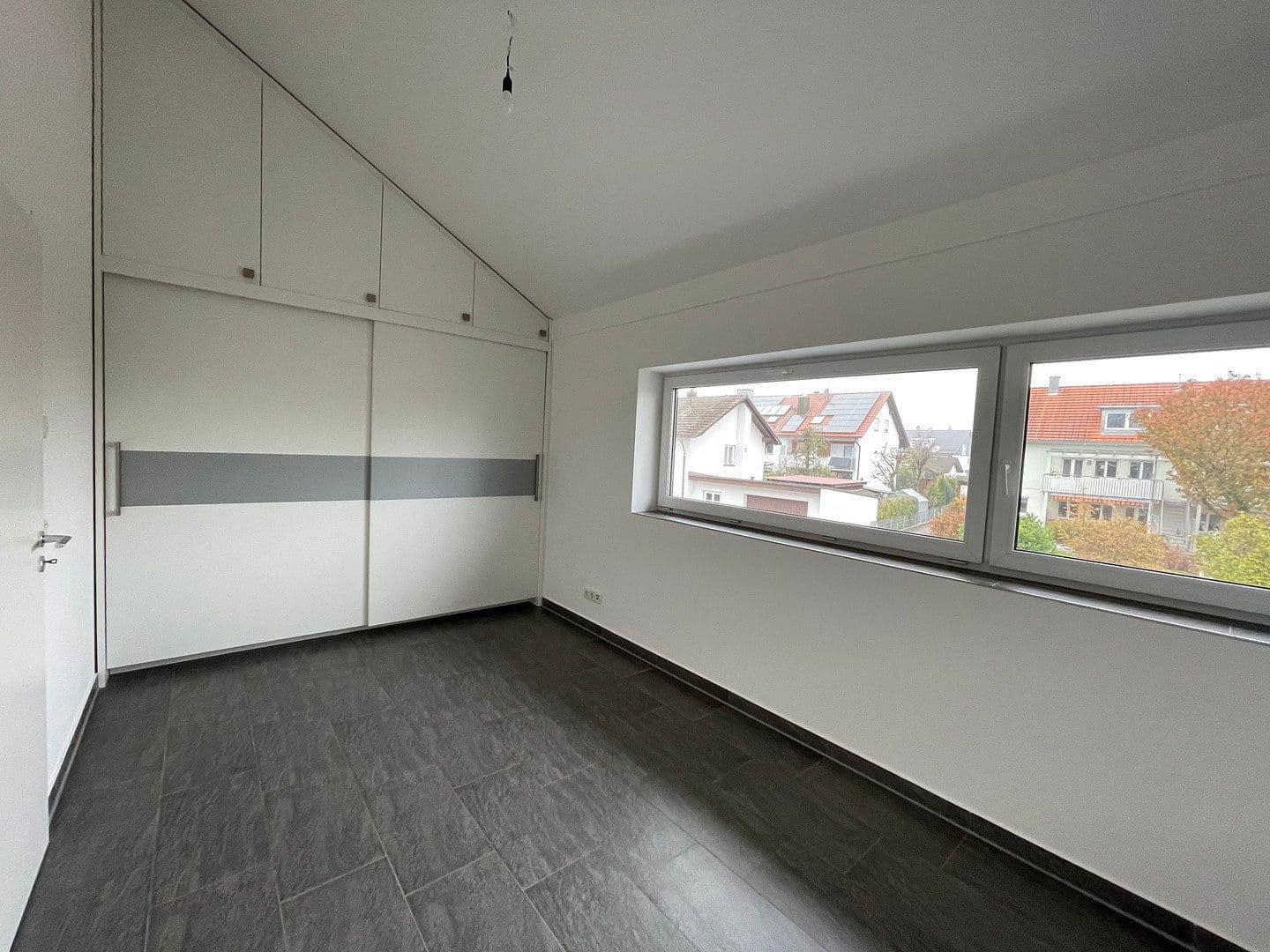 Pronájem domu 152 m², pozemek 374 m², Kirchstr. 10 c, Landsberied, Bavorsko Pronájem domu 152 m², pozemek 374 m², Kirchstr. 10 c, Landsberied, Bavorsko