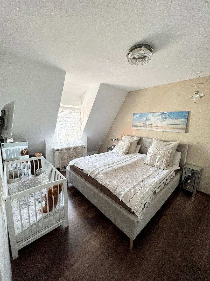 Pronájem bytu 3+1 90 m², Bammental, Bádensko-Württembersko Pronájem bytu 3+1 90 m², Bammental, Bádensko-Württembersko