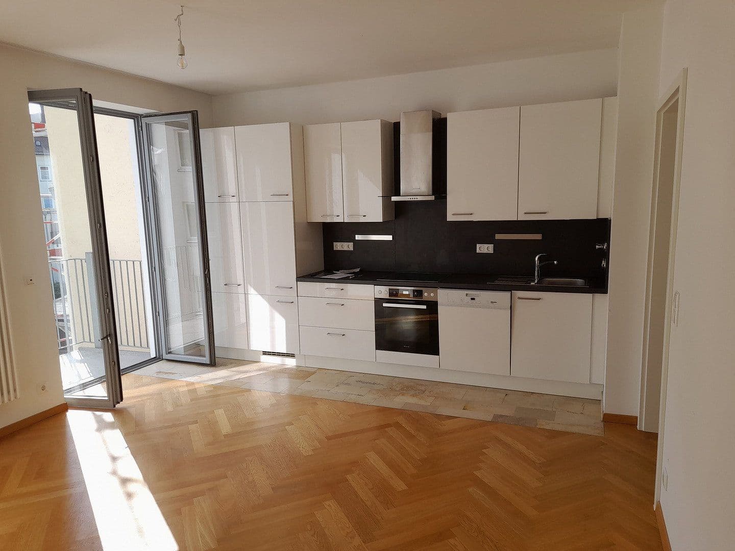Pronájem bytu 2+kk 74 m², München, Bavorsko Pronájem bytu 2+kk 74 m², München, Bavorsko
