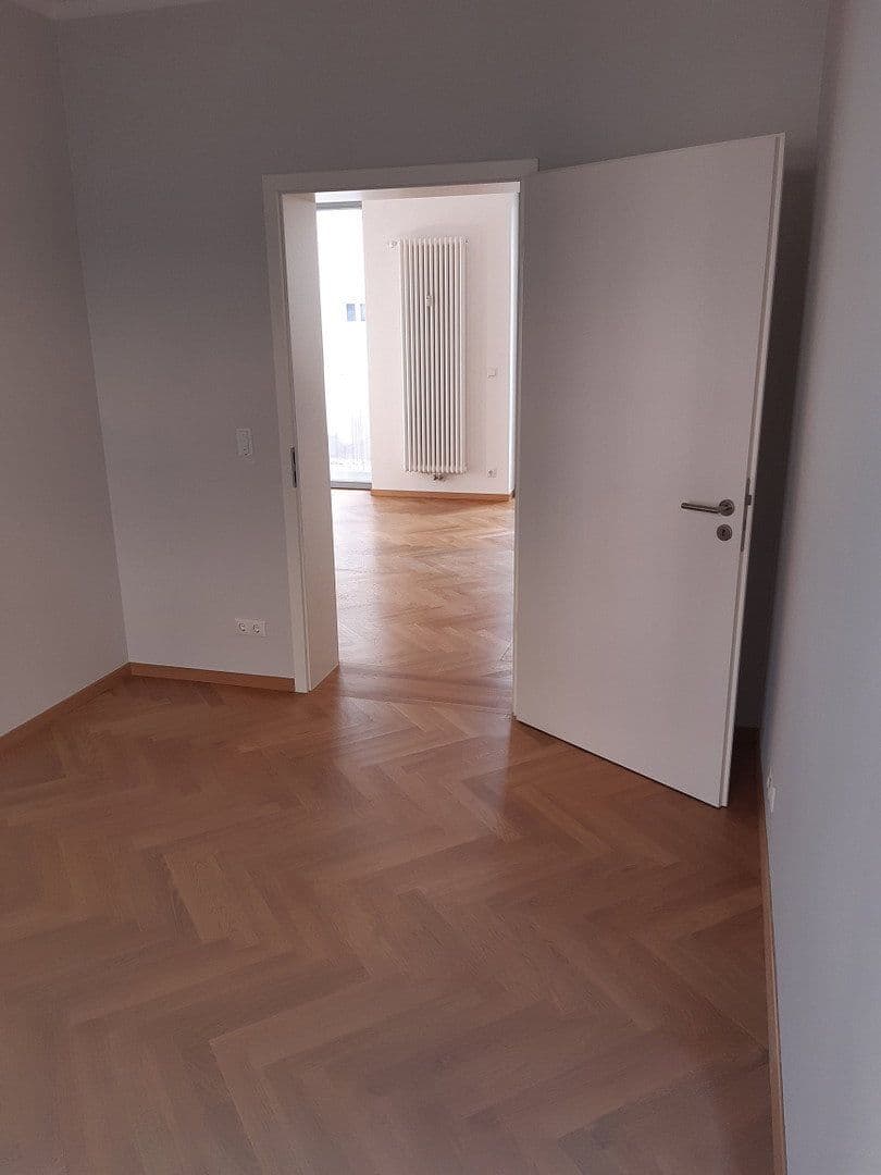 Pronájem bytu 2+kk 74 m², München, Bavorsko Pronájem bytu 2+kk 74 m², München, Bavorsko