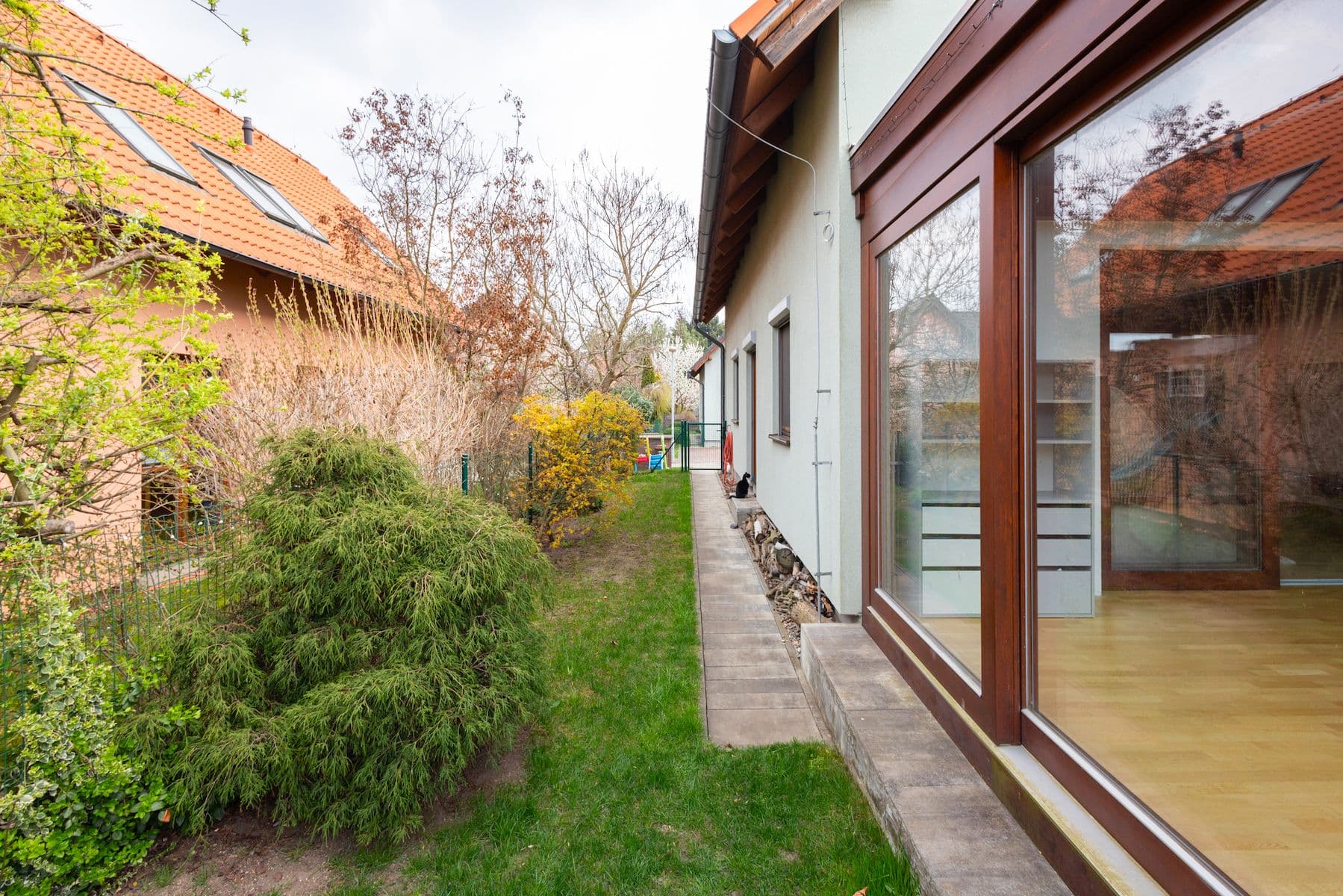 Prodej domu 161 m², pozemek 384 m², Kriketová, Říčany, Středočeský kraj Prodej domu 161 m², pozemek 384 m², Kriketová, Říčany, Středočeský kraj