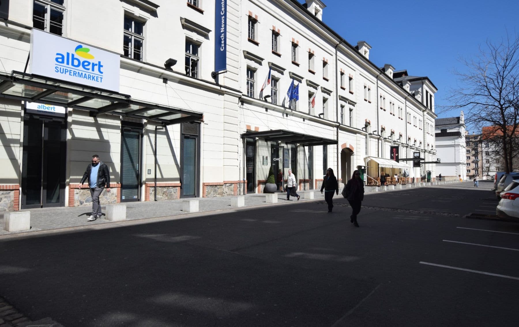 Pronájem bytu 2+kk 65 m², U Uranie, Praha, Praha Pronájem bytu 2+kk 65 m², U Uranie, Praha, Praha