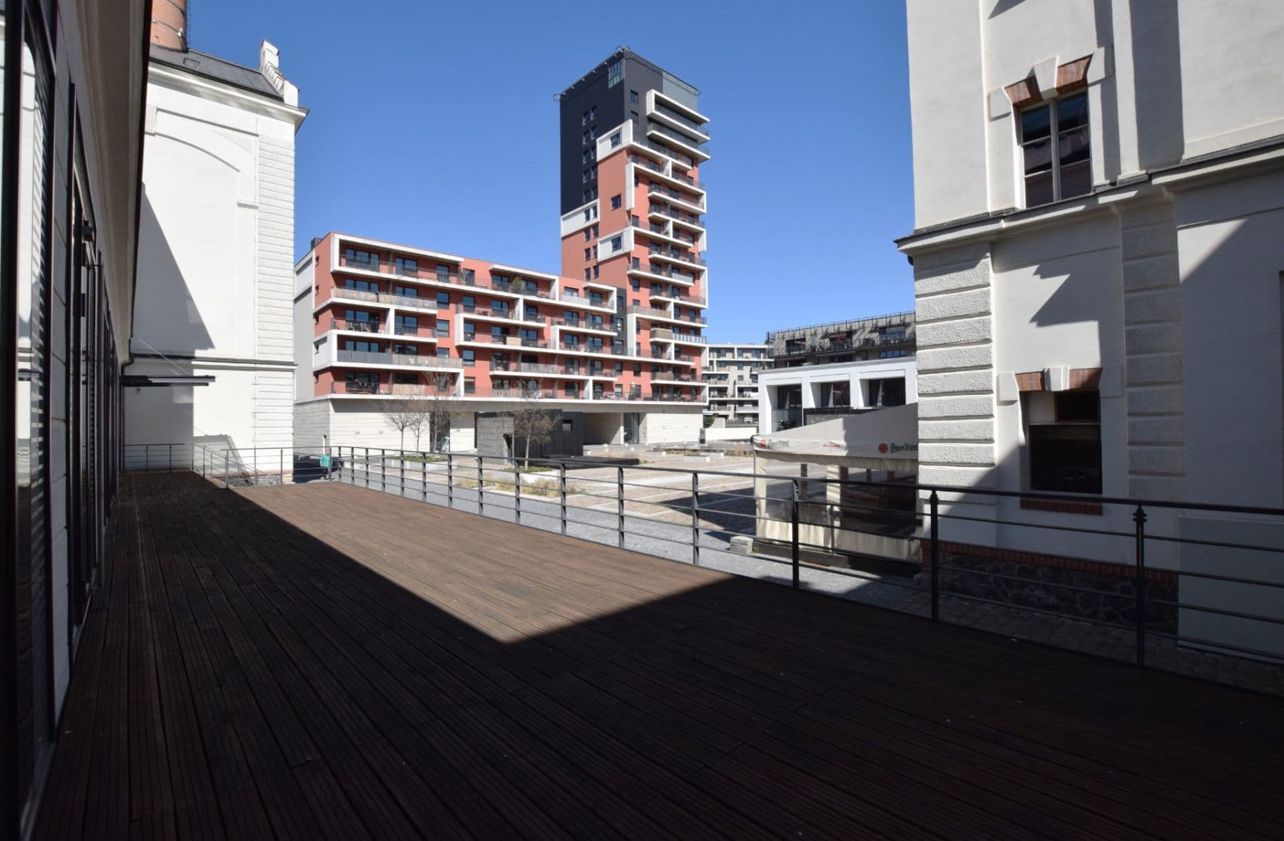 Pronájem bytu 2+kk 65 m², U Uranie, Praha, Praha Pronájem bytu 2+kk 65 m², U Uranie, Praha, Praha