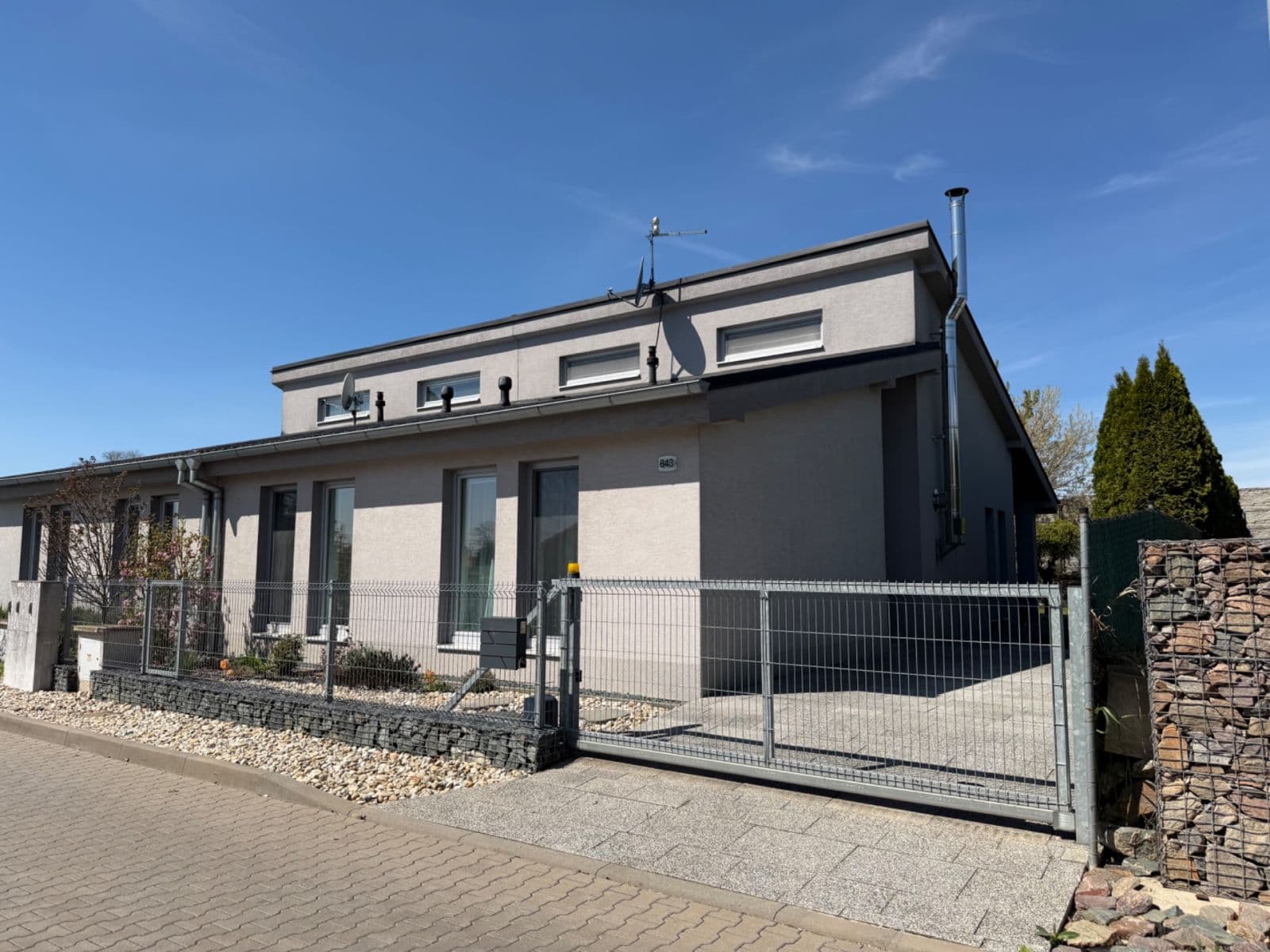 Pronájem domu 81 m², pozemek 202 m², Halouzkova, Rajhrad, Jihomoravský kraj Pronájem domu 81 m², pozemek 202 m², Halouzkova, Rajhrad, Jihomoravský kraj