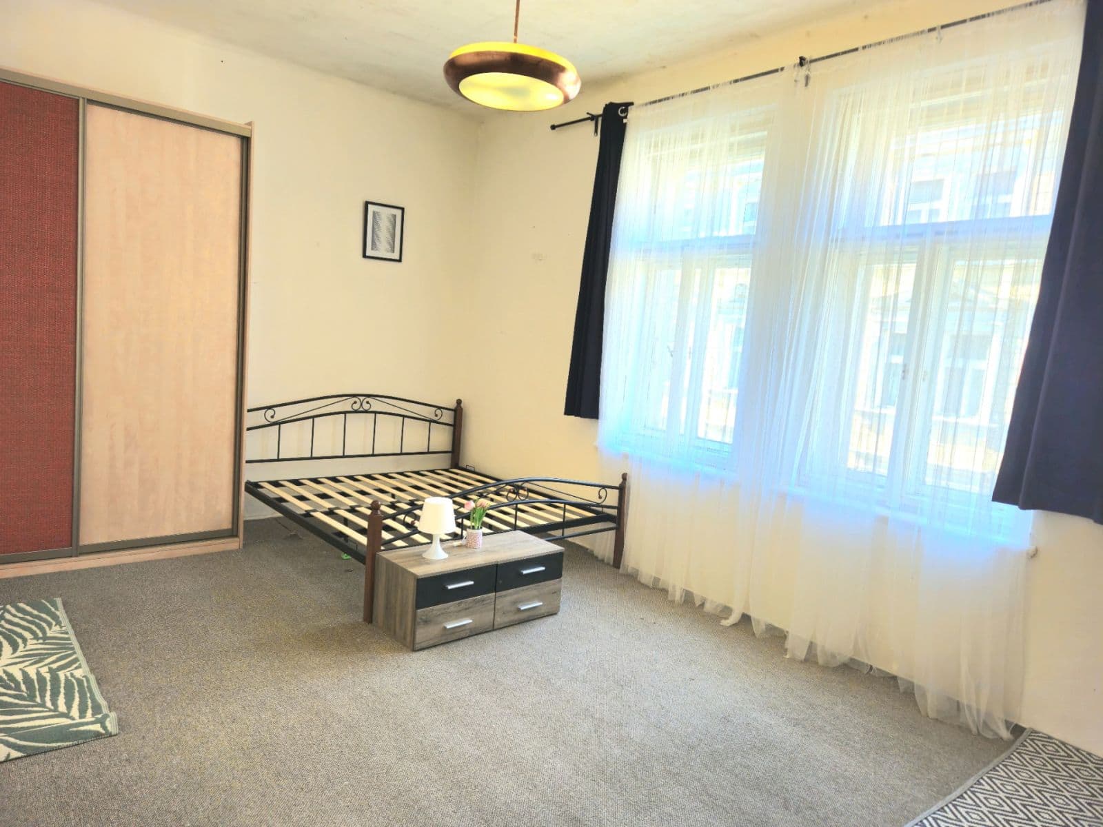 Pronájem bytu 3+1 90 m², Husinecká, Praha, Praha Pronájem bytu 3+1 90 m², Husinecká, Praha, Praha