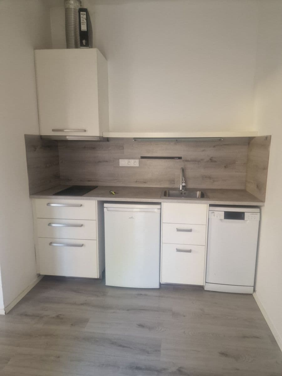 Pronájem nebytového prostoru 63 m², Nuselská, Praha, Praha Pronájem nebytového prostoru 63 m², Nuselská, Praha, Praha