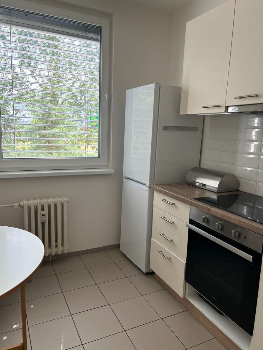 Pronájem bytu 2+1 43 m², Slavínského, Praha, Praha Pronájem bytu 2+1 43 m², Slavínského, Praha, Praha