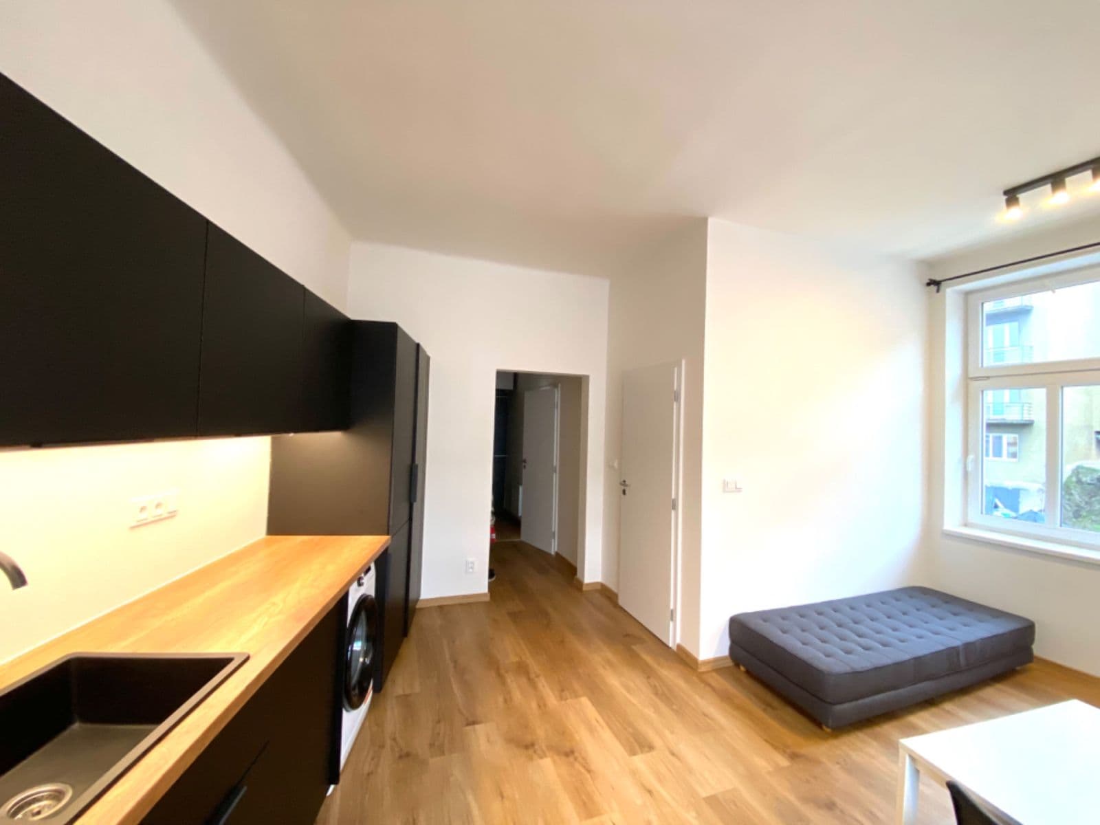 Pronájem bytu 2+kk 50 m², Holečkova, Praha, Praha Pronájem bytu 2+kk 50 m², Holečkova, Praha, Praha