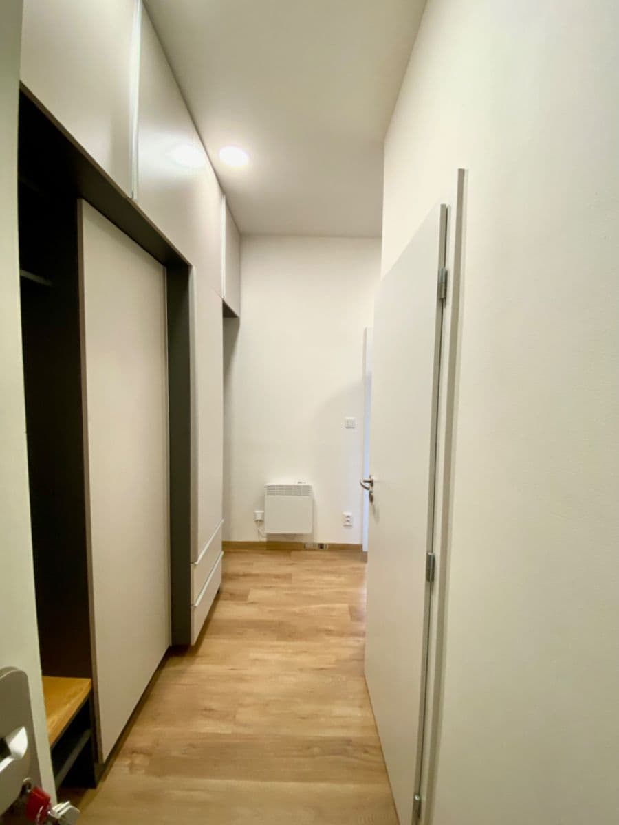 Pronájem bytu 2+kk 50 m², Holečkova, Praha, Praha Pronájem bytu 2+kk 50 m², Holečkova, Praha, Praha