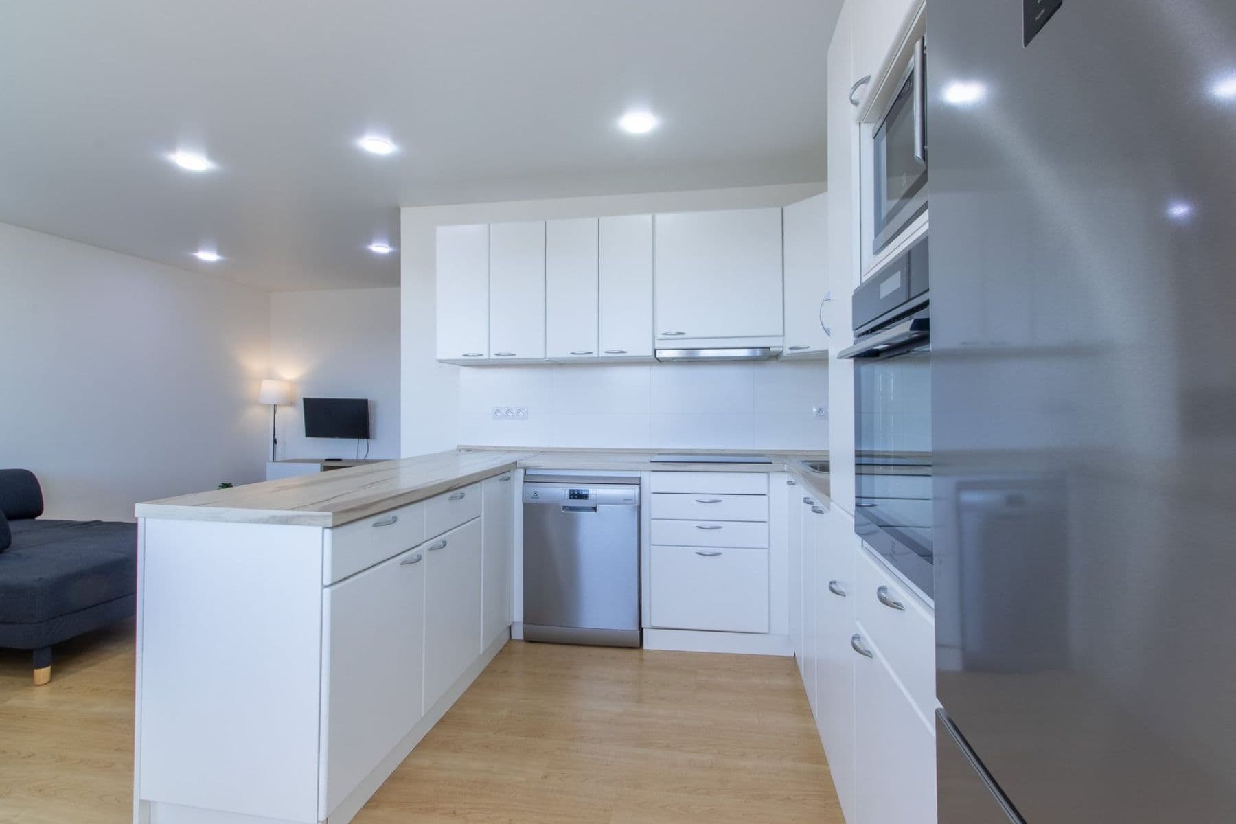 Pronájem bytu 3+kk 68 m², Jaselská, Mnichovo Hradiště, Středočeský kraj Pronájem bytu 3+kk 68 m², Jaselská, Mnichovo Hradiště, Středočeský kraj