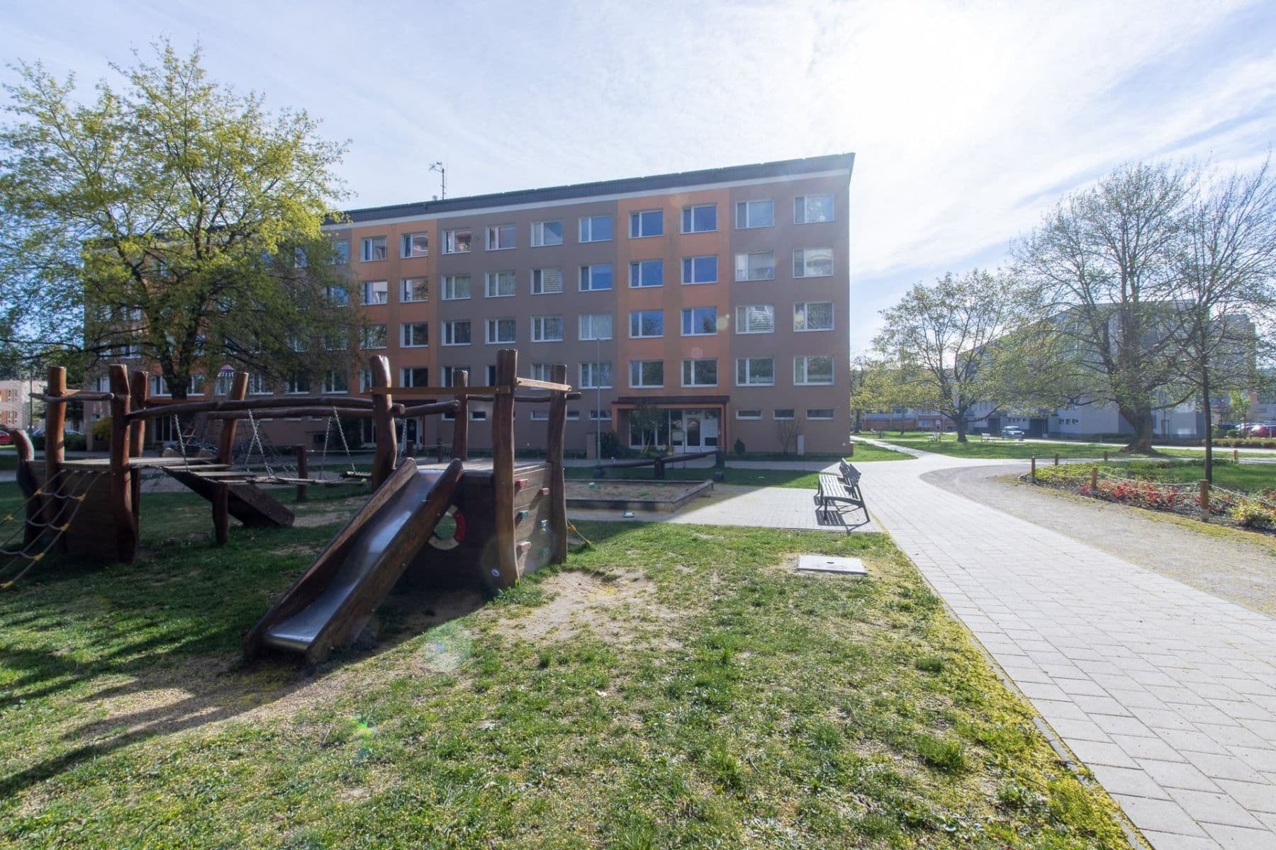 Pronájem bytu 3+kk 68 m², Jaselská, Mnichovo Hradiště, Středočeský kraj Pronájem bytu 3+kk 68 m², Jaselská, Mnichovo Hradiště, Středočeský kraj