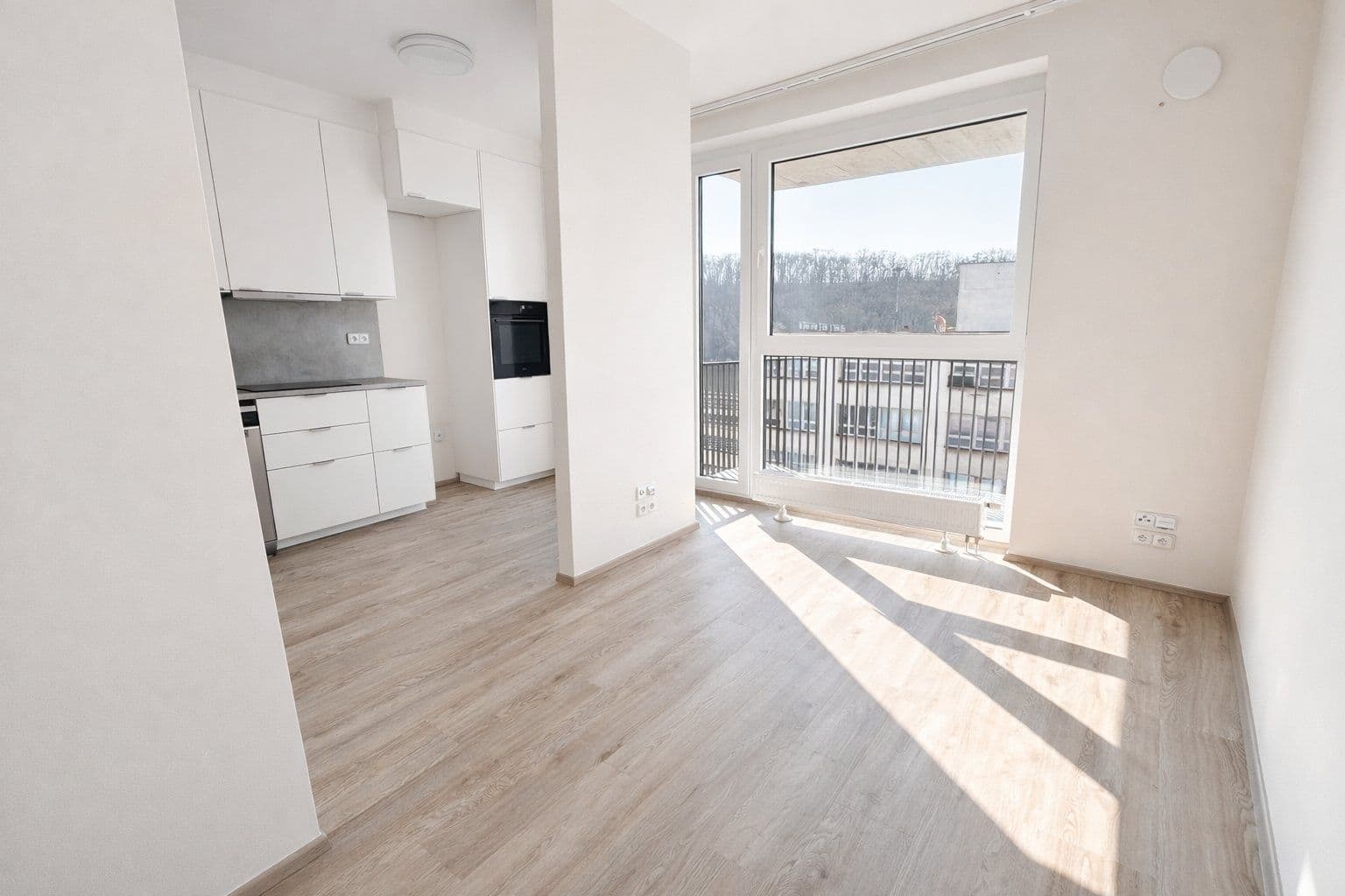 Pronájem bytu 2+kk 45 m², Nádražní, Kralupy nad Vltavou, Středočeský kraj Pronájem bytu 2+kk 45 m², Nádražní, Kralupy nad Vltavou, Středočeský kraj